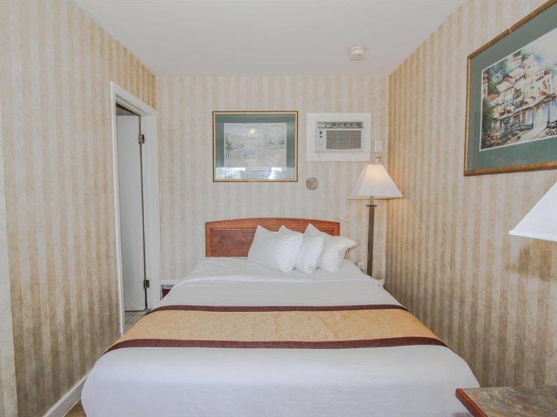 Canadas Best Value Inn Calgary YYC Exterior foto