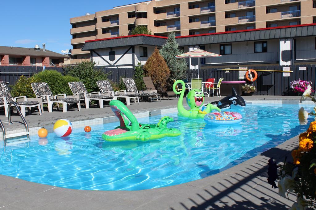 Canadas Best Value Inn Calgary YYC Exterior foto