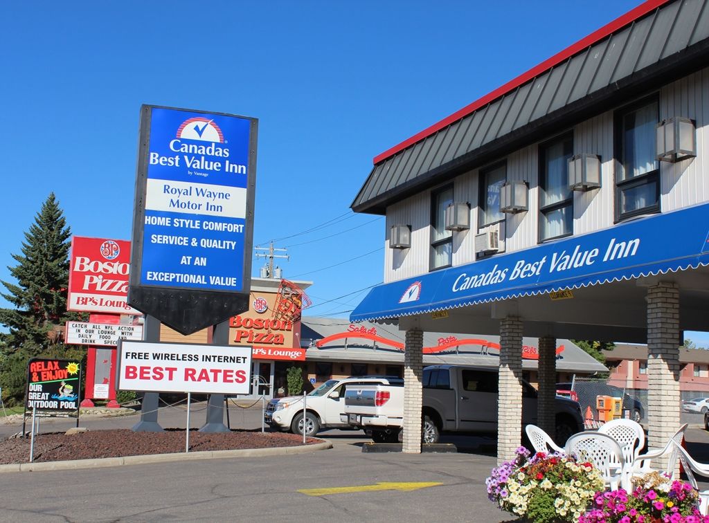Canadas Best Value Inn Calgary YYC Exterior foto