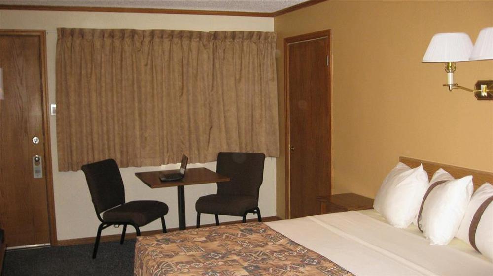 Canadas Best Value Inn Calgary YYC Quarto foto
